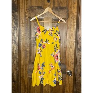 Old Navy Cami summer dress size S NWT.